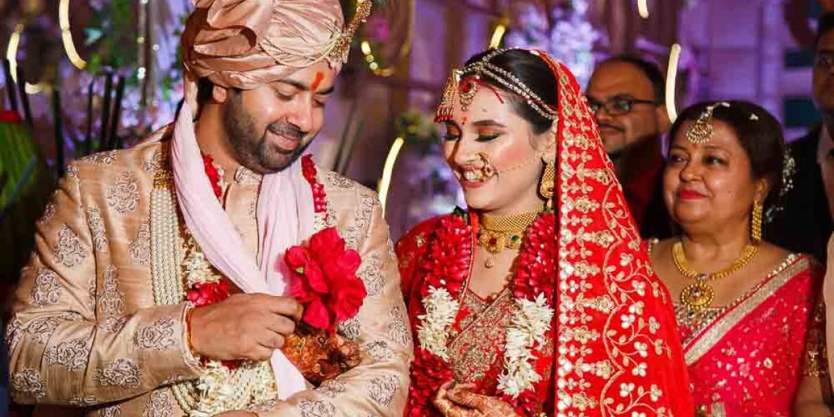 Candid_Wedding_photography_north_indian_Delhi_NCR_Gurgaon_Noida_037