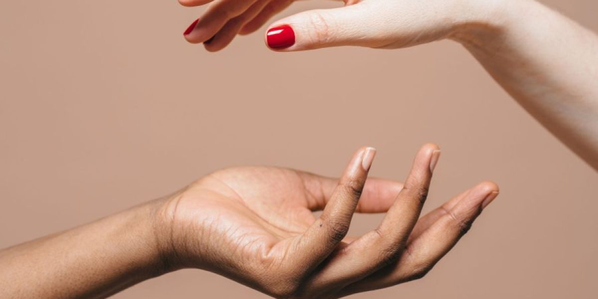 Hand-Rejuvenation-Top-Choices-for-Mature-Skin