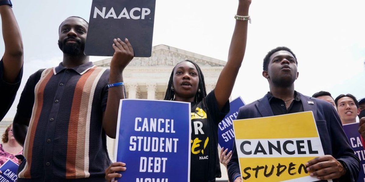 Powerful-Prayers-to-Overcome-High-Student-Loan-Payments