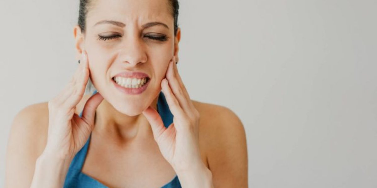 Sleep-Apnea-and-Teeth-Grinding-Whats-the-Link