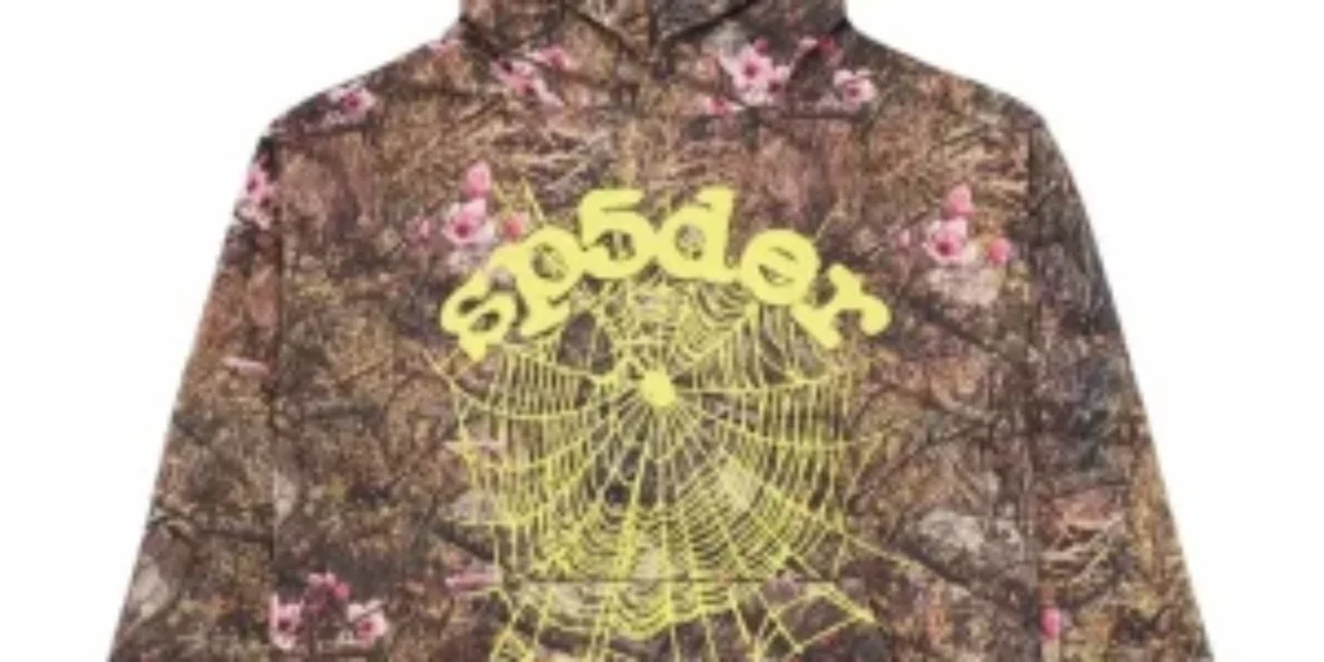 Sp5der-Real-Tree-OG-Web-Hoodie-Camo-300x300