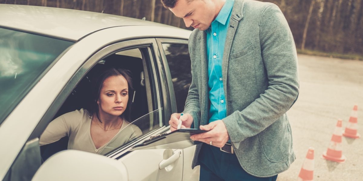 driving-instructor