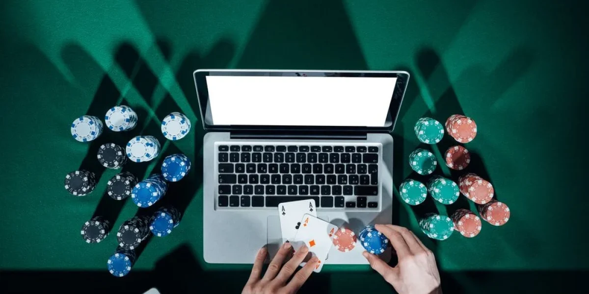 the-hidden-risks-of-online-gambling-4