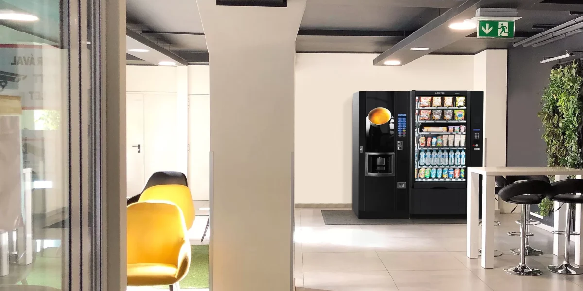 vending-machines-in-the-workplace-scaled